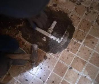 东城卫生间漏水维修公司为您分享下卫生间渗水如何处理及注意事项