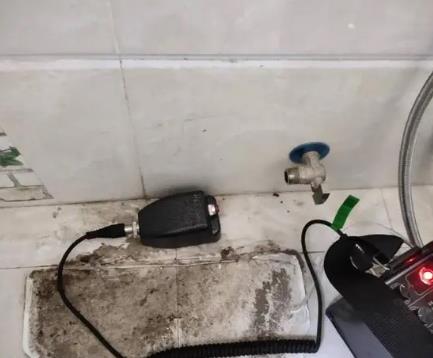 东城屋顶漏水维修公司分享下卫生间漏水的危害及解决方法